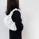 thumbnail image 4 of Bolsa Retro Mujeres Color puro plisado PU Hombro Axila Bolso Bolsos (Blanco) JShteea Para Estrenar, 4 of 9