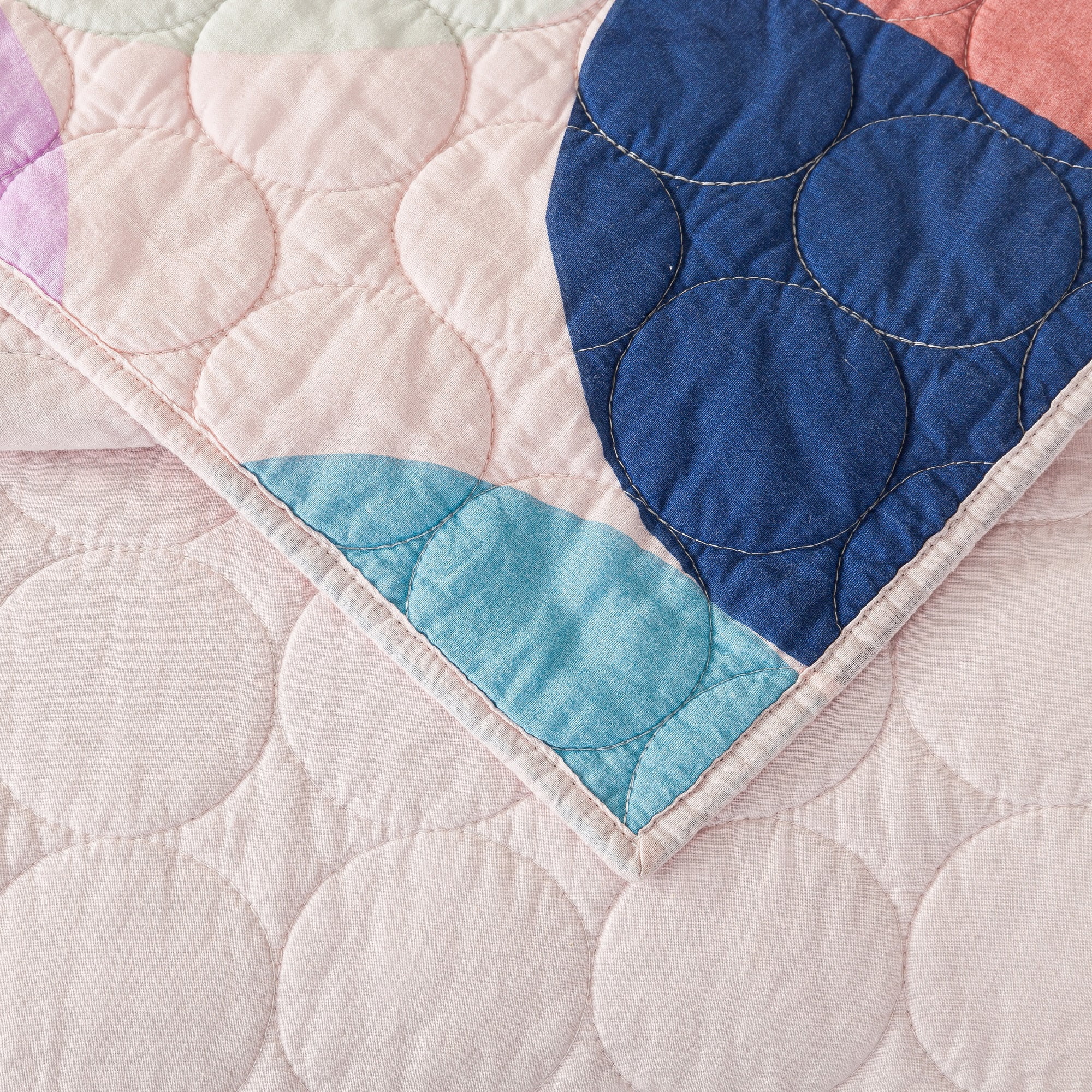 Makers Collective Circles Pink 3-Piece Quilt Set, King