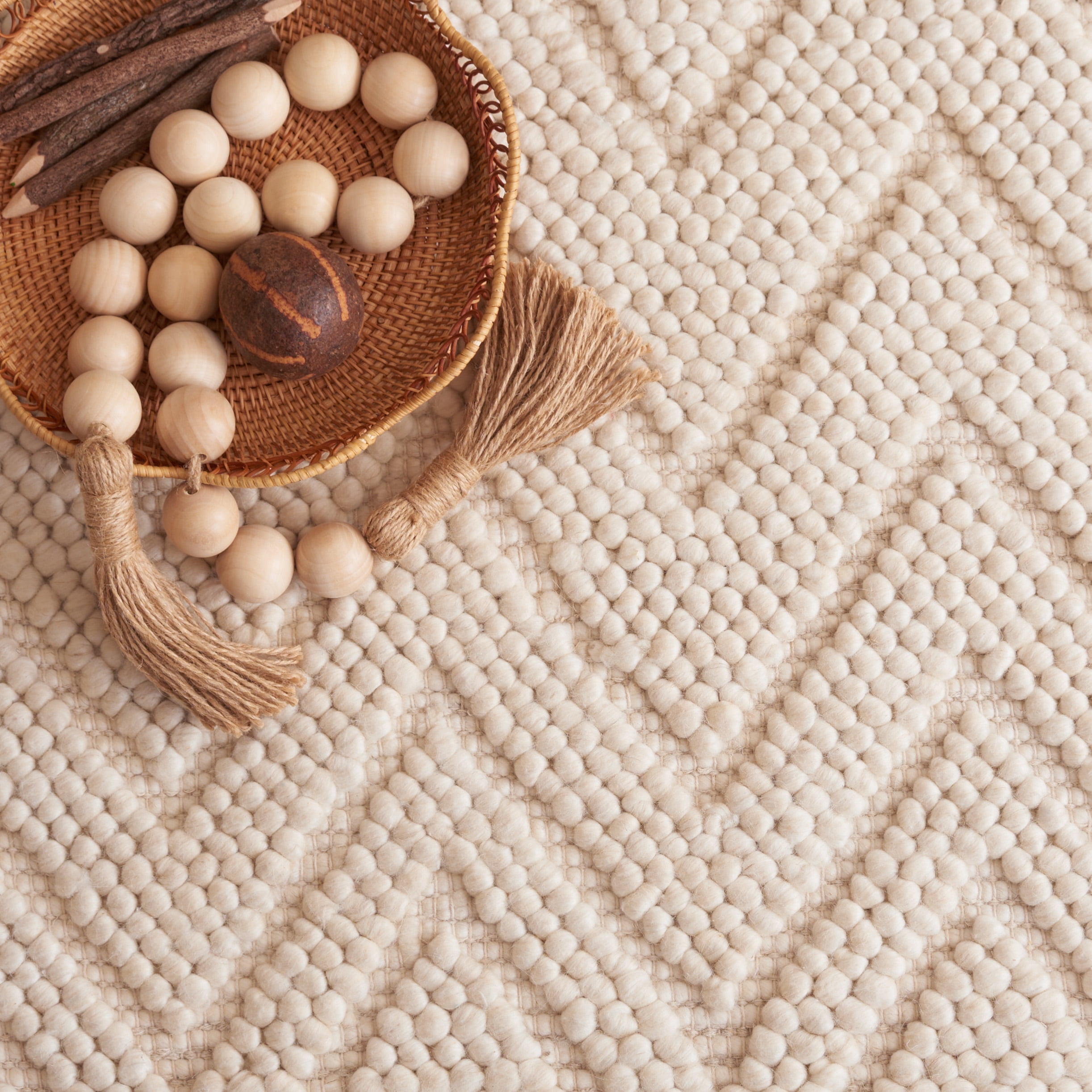 SAFAVIEH Natura Braylon Striped Area Rug, Beige, 6' x 6' Square