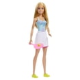 thumbnail image 2 of Muñeca Barbie jugadora de tenis con traje de tenis, raqueta y pelota, 2 of 5