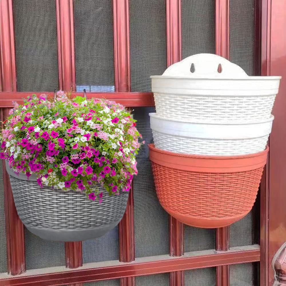 Set of 2 Pcs Hanging Planters Outdoor Hanging Basket Plastic Flower Pot Plants Holder Hanger for Balcony Fence Wall Mounted