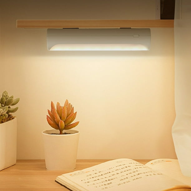 Lampe LED reliable de garage de 1,5 m avec cordon de branchement