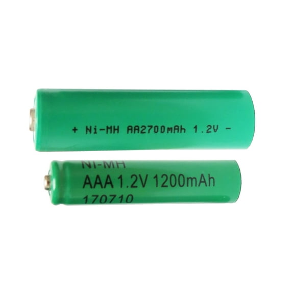 4 x AAA (1200 mAh)   4 x AA (2700 mAh) NiMH Rechargeable Batteries