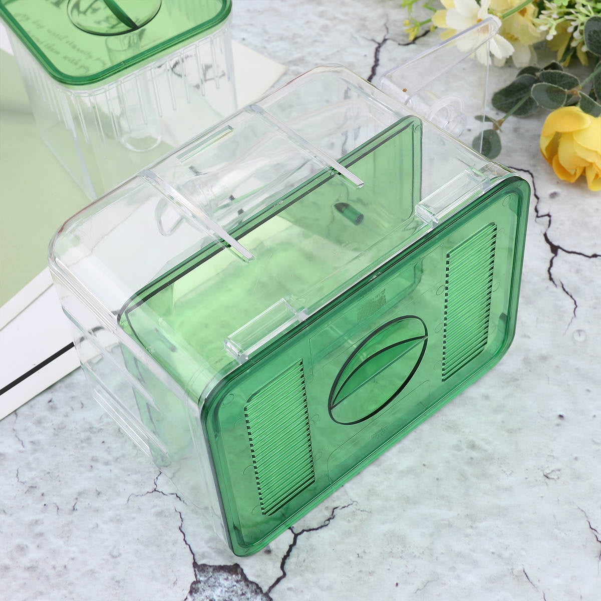 Milisten Isolated Breeding Tank for Fish with Acrylic Material and Green Color for Home Use