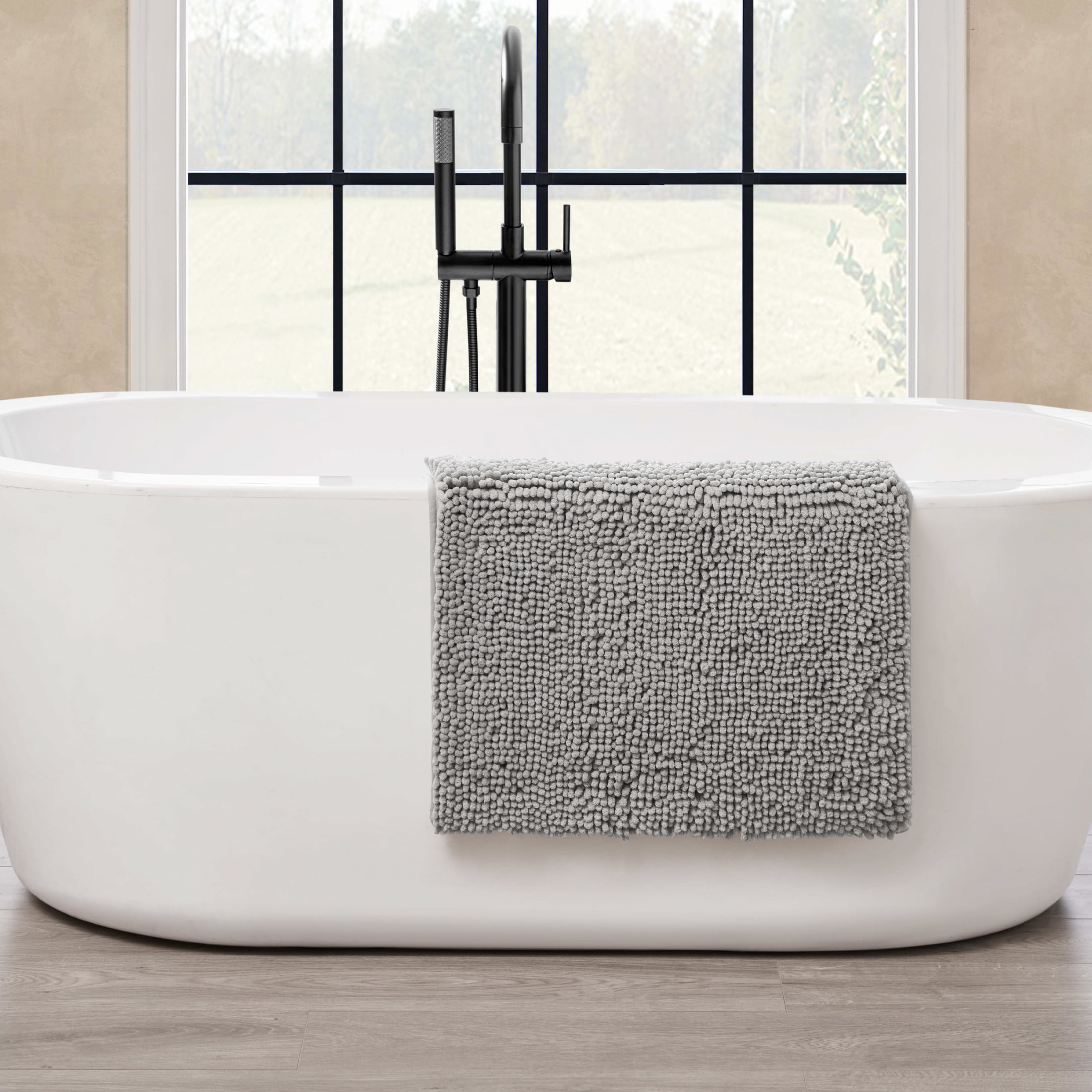 Resort Collection Chenille Plush Loop Bath Mats