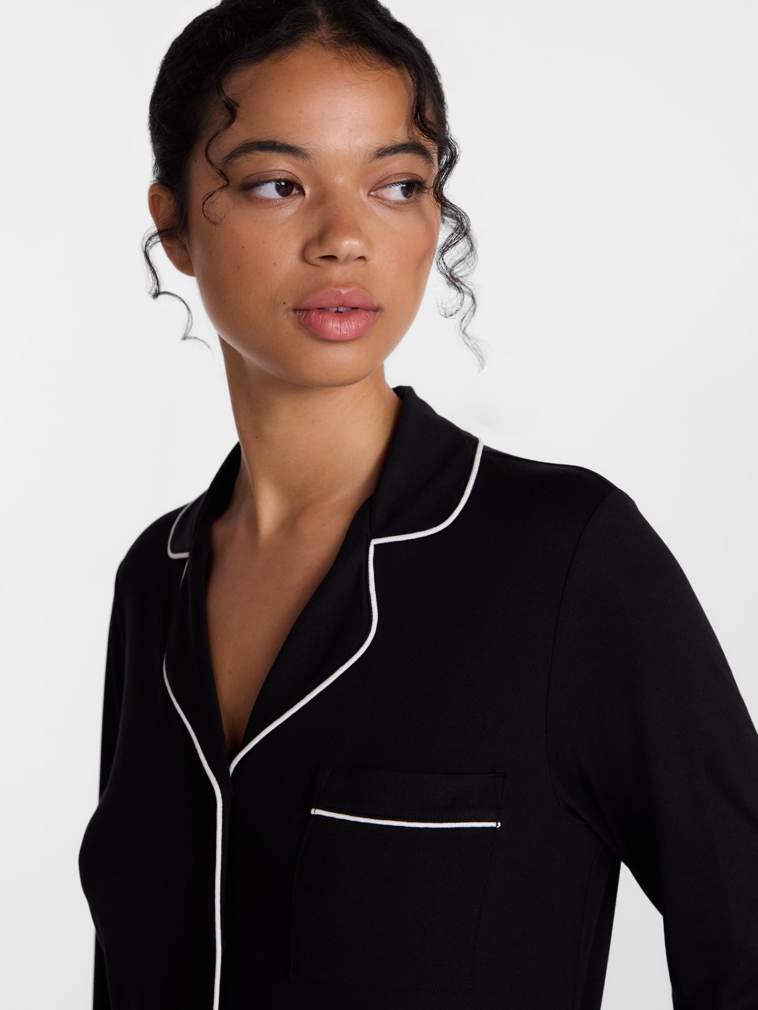 Joyspun Women's Dreamy Soft Collection Notch Collar Sleepshirt with Long Sleeves, Sizes XS-3X