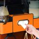 thumbnail image 3 of Organizador 3 en 1 para asiento trasero de coche, multifuncional, con 2 portavasos, caja de pañuelos y ganchos para teléfonos, aperitivos, bebidas y bolsos., 3 of 8