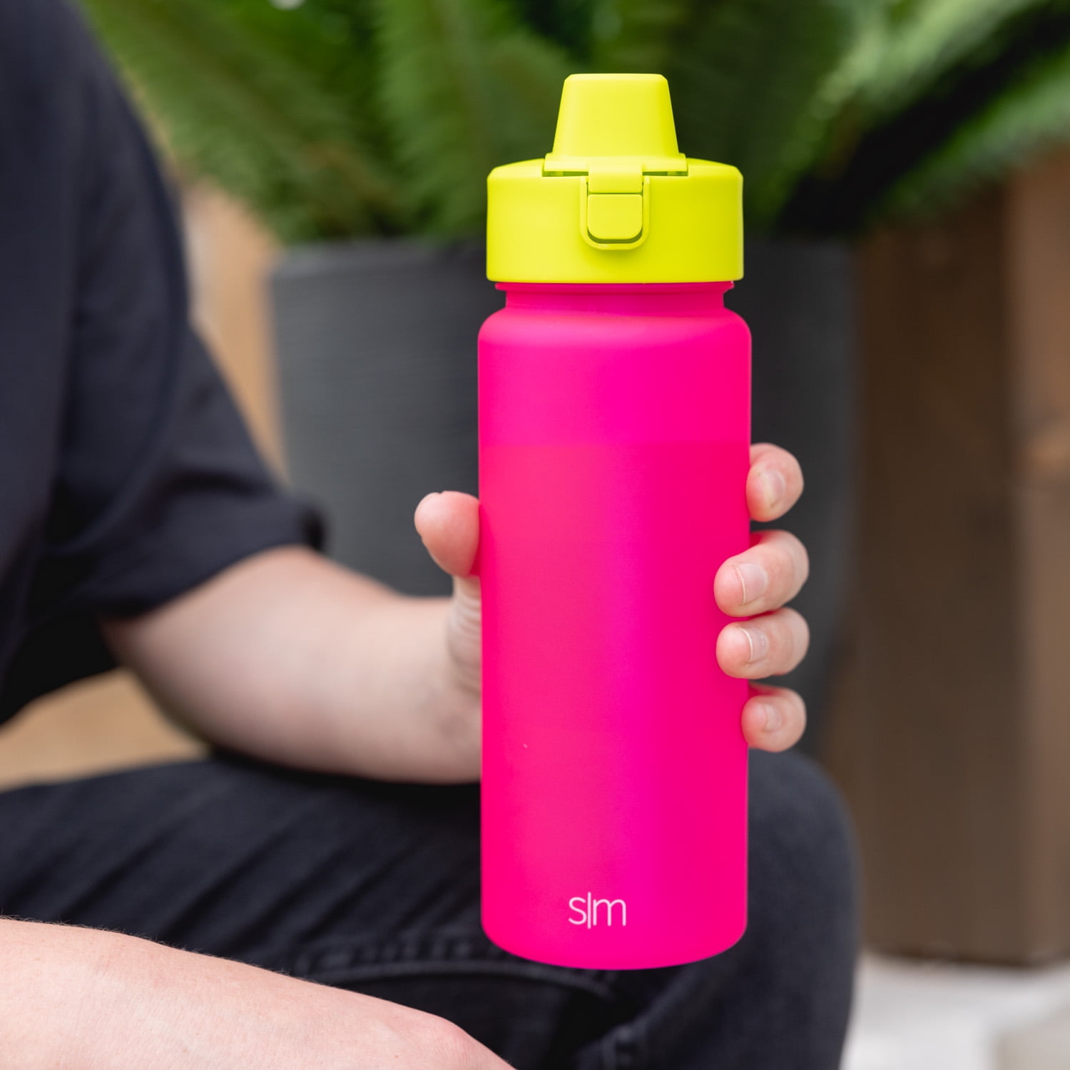 Mejores ofertas e historial de precios de Simple Modern 22 fl oz Reusable  Tritan Summit Water Bottle with Silicone Straw Lid, Raspberry Chartreuse en