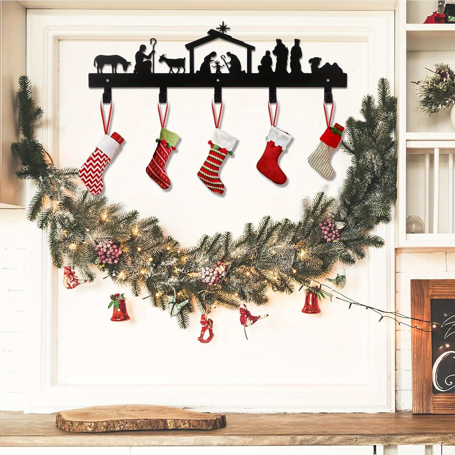 Iron Nativity Scene Hook Decor, Religious Style Wall Hanging, Christian Theme Entryway Storage Decor