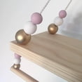 thumbnail image 4 of Estante de almacenamiento de muñecas de doble capa con cuentas de madera de alta gama de estilo nórdico, precio de habitación de niños, decoración de pared suave, 4 of 6