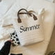 thumbnail image 4 of Bolsos De Hombro De Paja Bolso de viaje para mujer, bolso de playa hecho a mano con letras, bolso de mano de Material de alta calidad Wdftyju Para Estrenar, 4 of 9