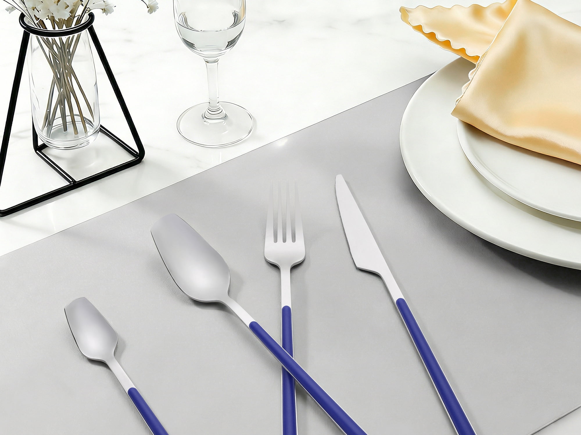 Unique Bargains 4 Piece Stainless Steel Flatware Set with Knife Spoon Fork Blue 4