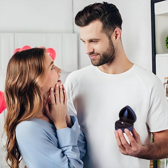 Tgbvmt Heart-Shaped Jewelry Box,Elegant Ring Storage with Soft Lining,Perfect for Valentine's Day Gift Promise Rings Engagement Anniversary Exquisite Gift Box Packaging,Ideal for Romantic Occasions