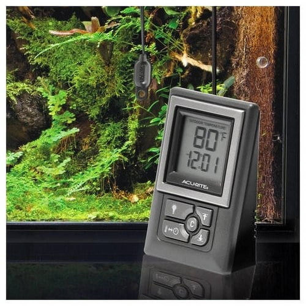 VWR® Traceable® Indoor/Outdoor Digital Thermometer with Giant Dual