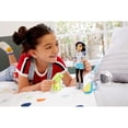 thumbnail image 4 of Muñeca Over The Moon Fei Fei y Accesorios del Espacio, 4 of 4