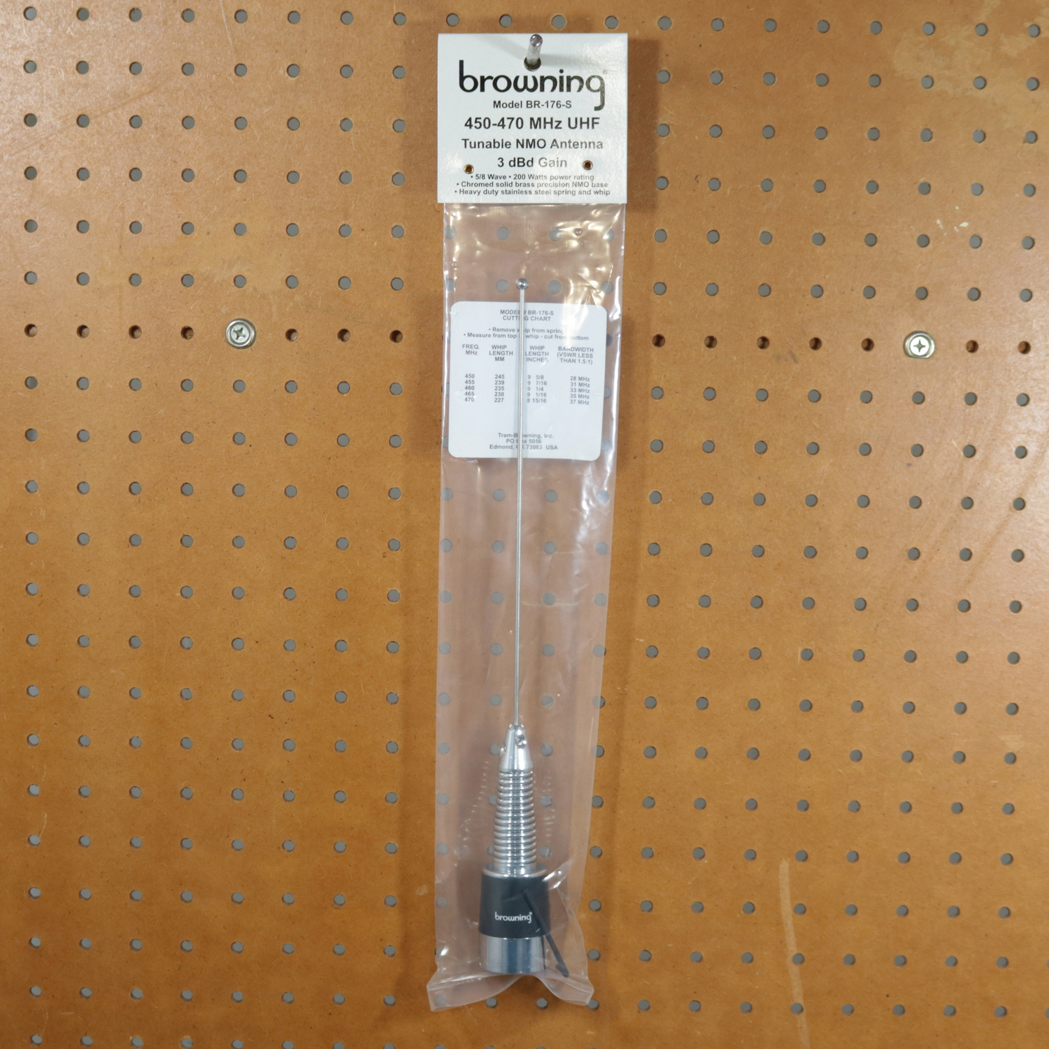 Browning 200-Watt 450 MHz to 470 MHz 3-dBd-Gain UHF Antenna with Spring and NMO Mounting, BR-176-S
