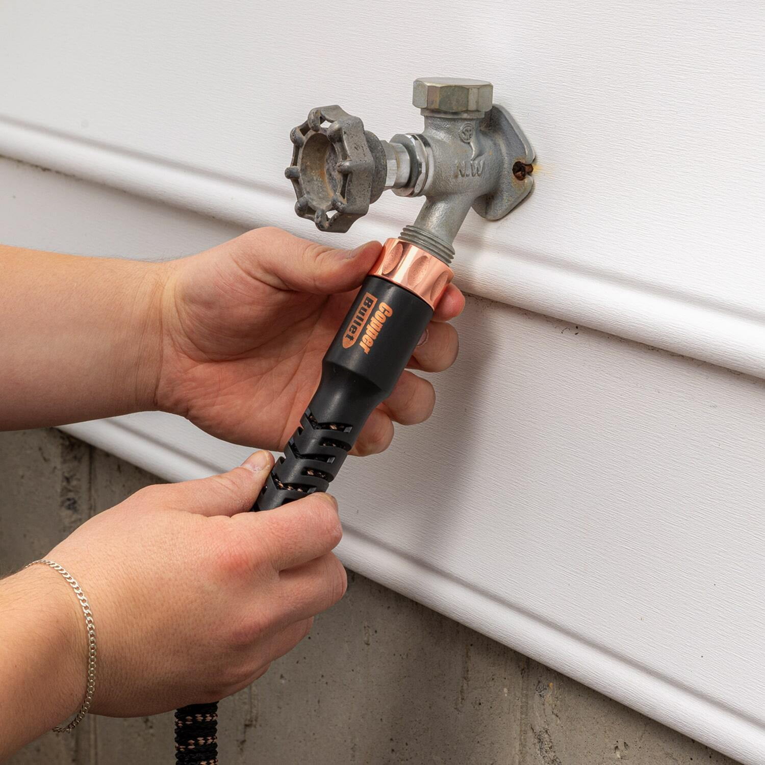 Pocket Hose Copper Bullet Expandable Garden Hose w/10 Pattern Thumb Spray Nozzle AS-SEEN-ON-TV 50 FT 650psi 3/4 in Patented Lead-Free Ultra-Lightweight Solid Copper Anodized Aluminum Fittings No-Kink