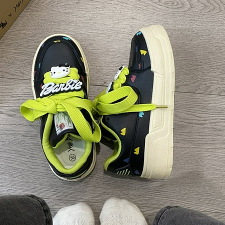 

Sanrio Cute Big Head Kitty Bread Shoes Women New Luxury Design Versatile Sneakers Y2k Student Korean Trend Flat Board Shoes