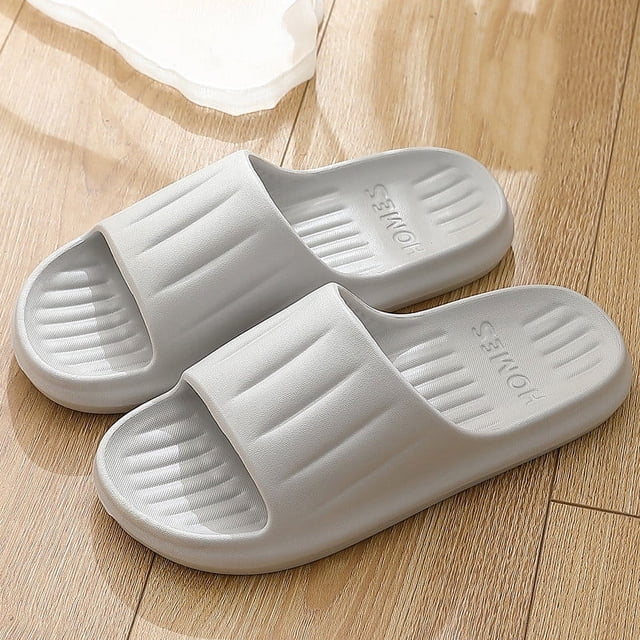 Zapatillas de hombre de talla grande 48 49, suela blanda de EVA, zapatilla de casa para mujer, sandalias de playa de verano para parejas, chanclas informales, zapatos deslizantes para el baño