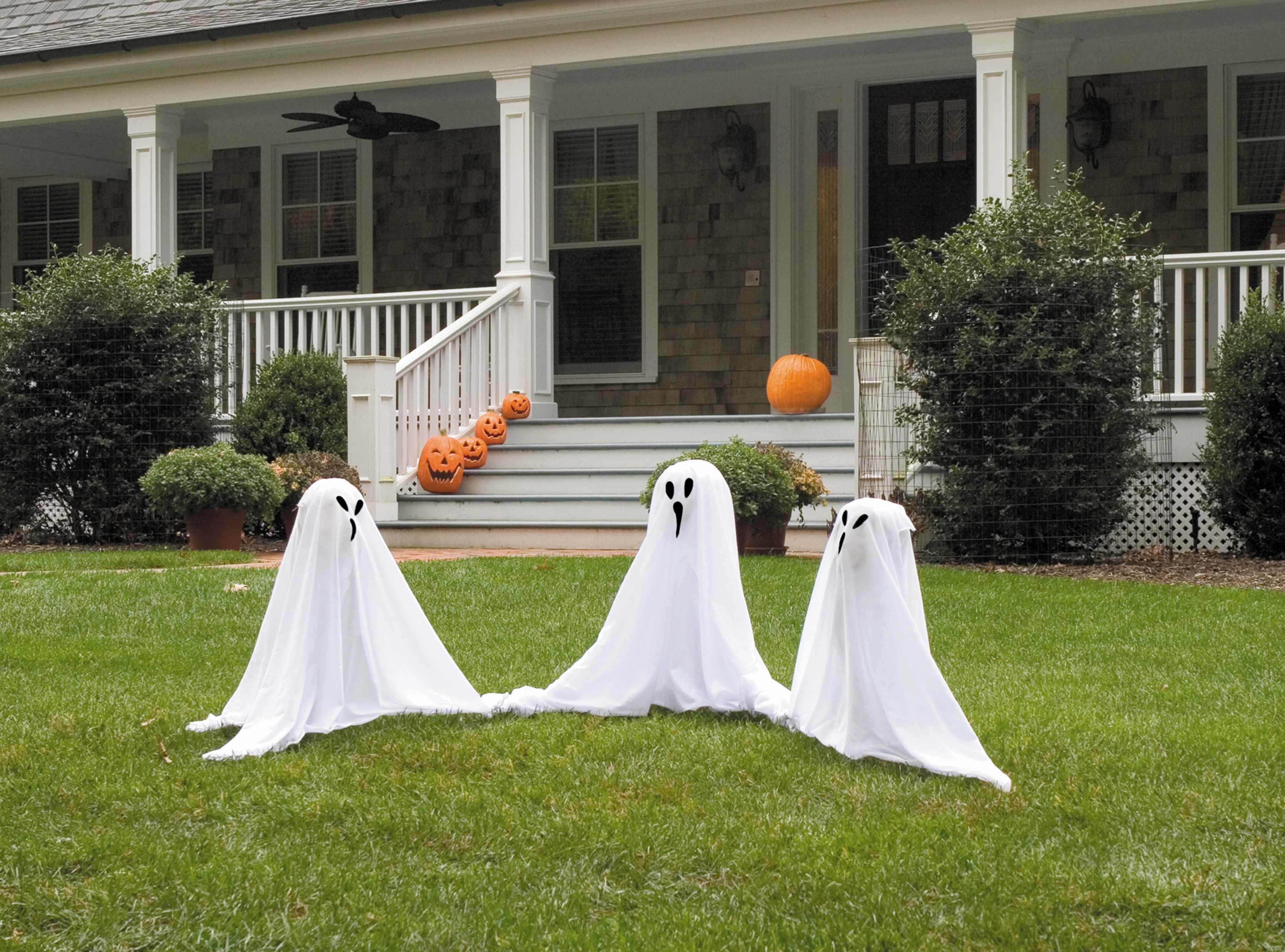 best place to buy outdoor halloween decorations