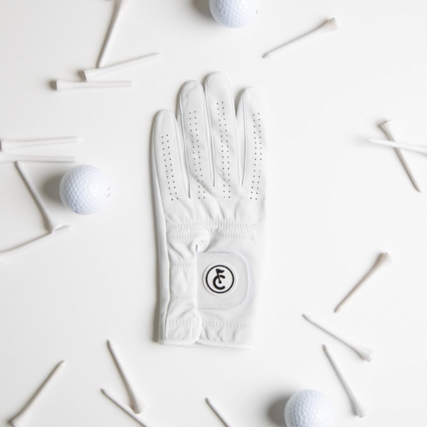 All White Premium Cabretta Leather Golf Glove with Supportive Palm Pad