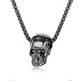 thumbnail image 1 of Collar con calavera en acero titanio negro 55 cm---Código producto 54325, 1 of 4