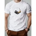 thumbnail image 1 of Camiseta de algodón para hombre con estampado de astronauta y luna: cuello redondo, manga corta, informal, de verano, opaca, de punto, con decoración de astronauta., 1 of 6