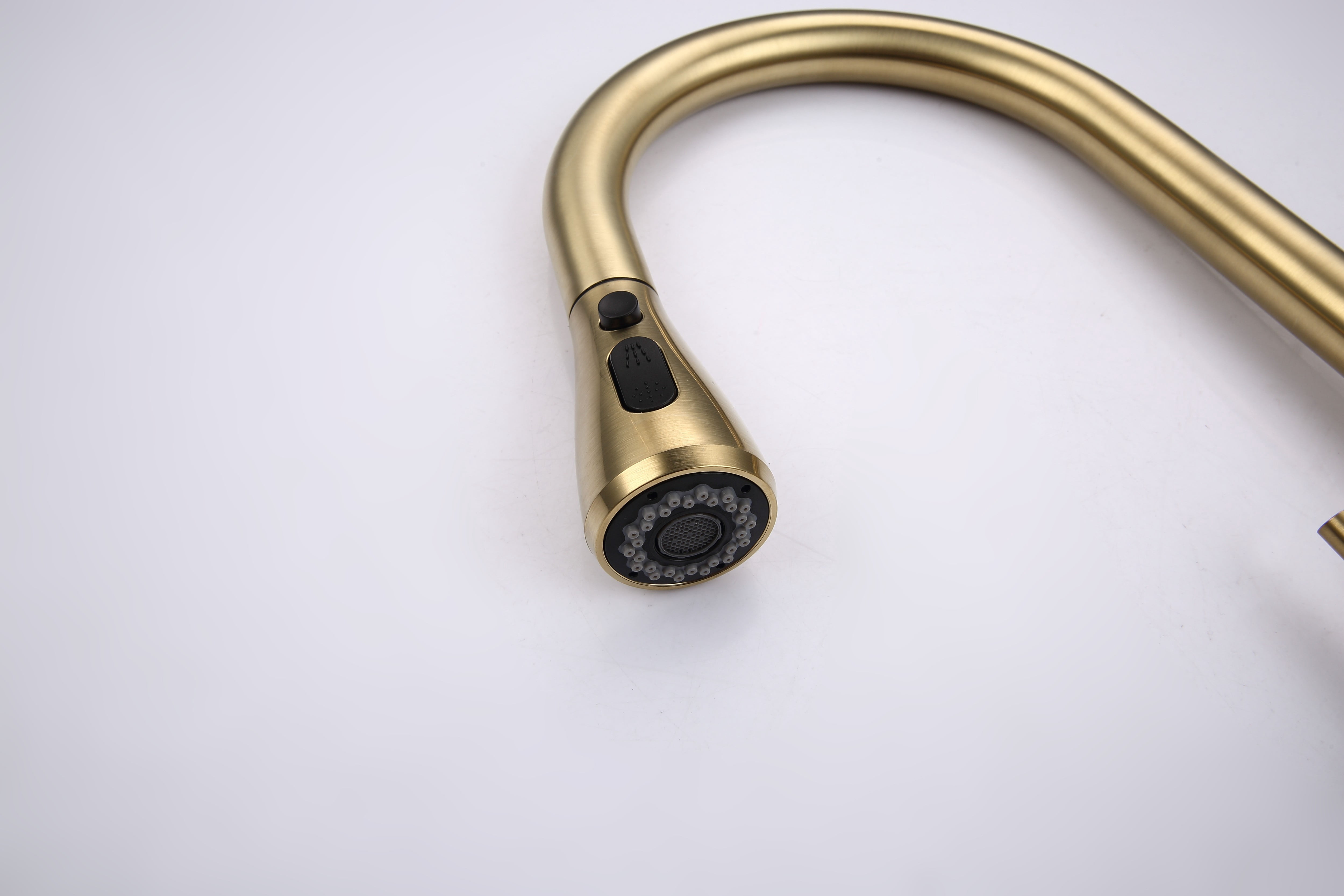Izzovium Brushed Gold Kitchen Faucet with Pull Out Sprayer, 360° Swivel High Arc Stainless Steel Faucet, 2 Water Modes (Stream/Spray), Single Handle for Easy Control