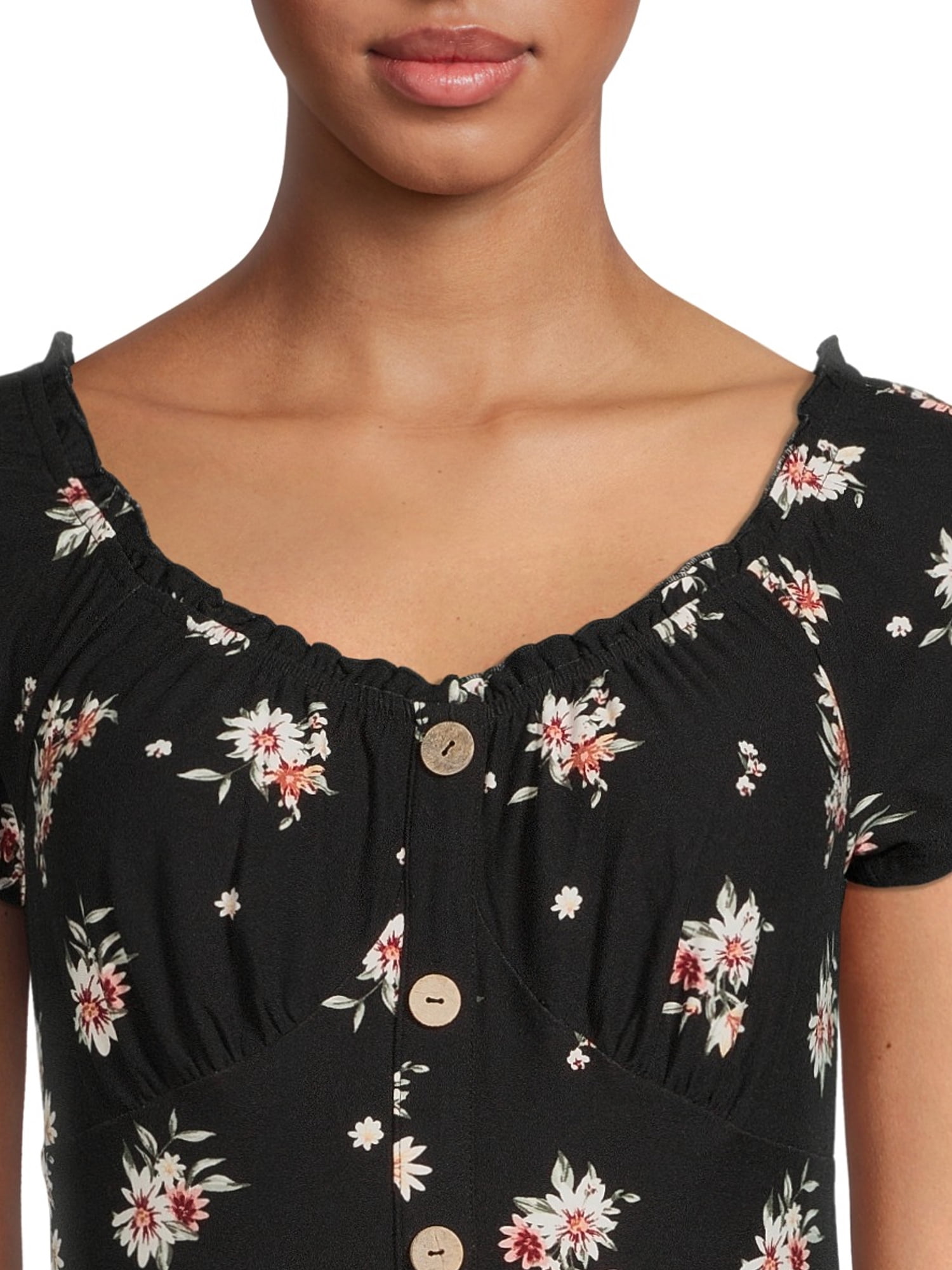 No Boundaries Juniors' Floral Button Front Top