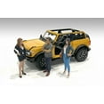 thumbnail image 4 of The Dealership - Customer III, Gray and Blue - American Diorama 76311 - 1/18 scale Figurine, 4 of 10