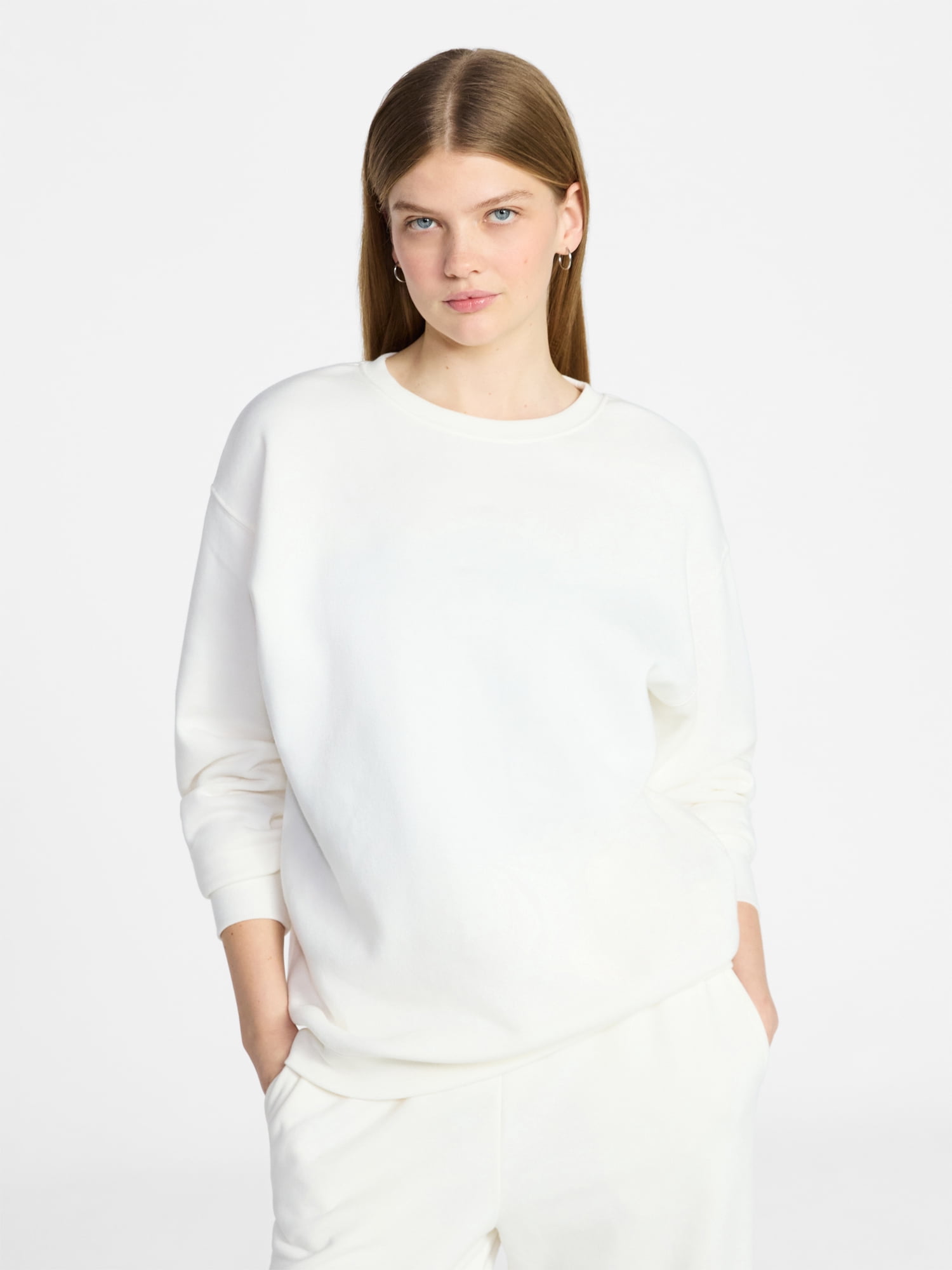 No Boundaries Oversized Fleece Sweatshirt with Long Sleeves, Women's XXS-4X