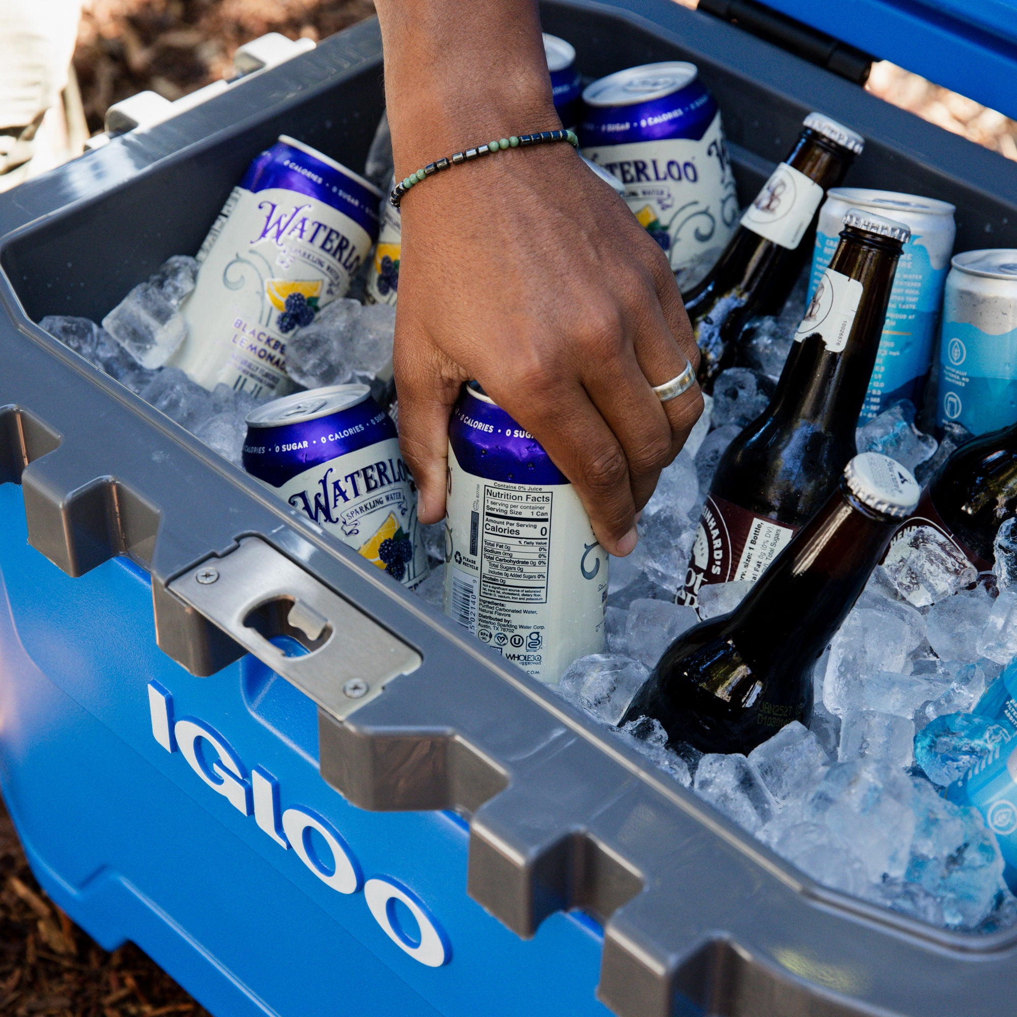 Igloo 50 QT Overland Ice Chest Cooler, Blue