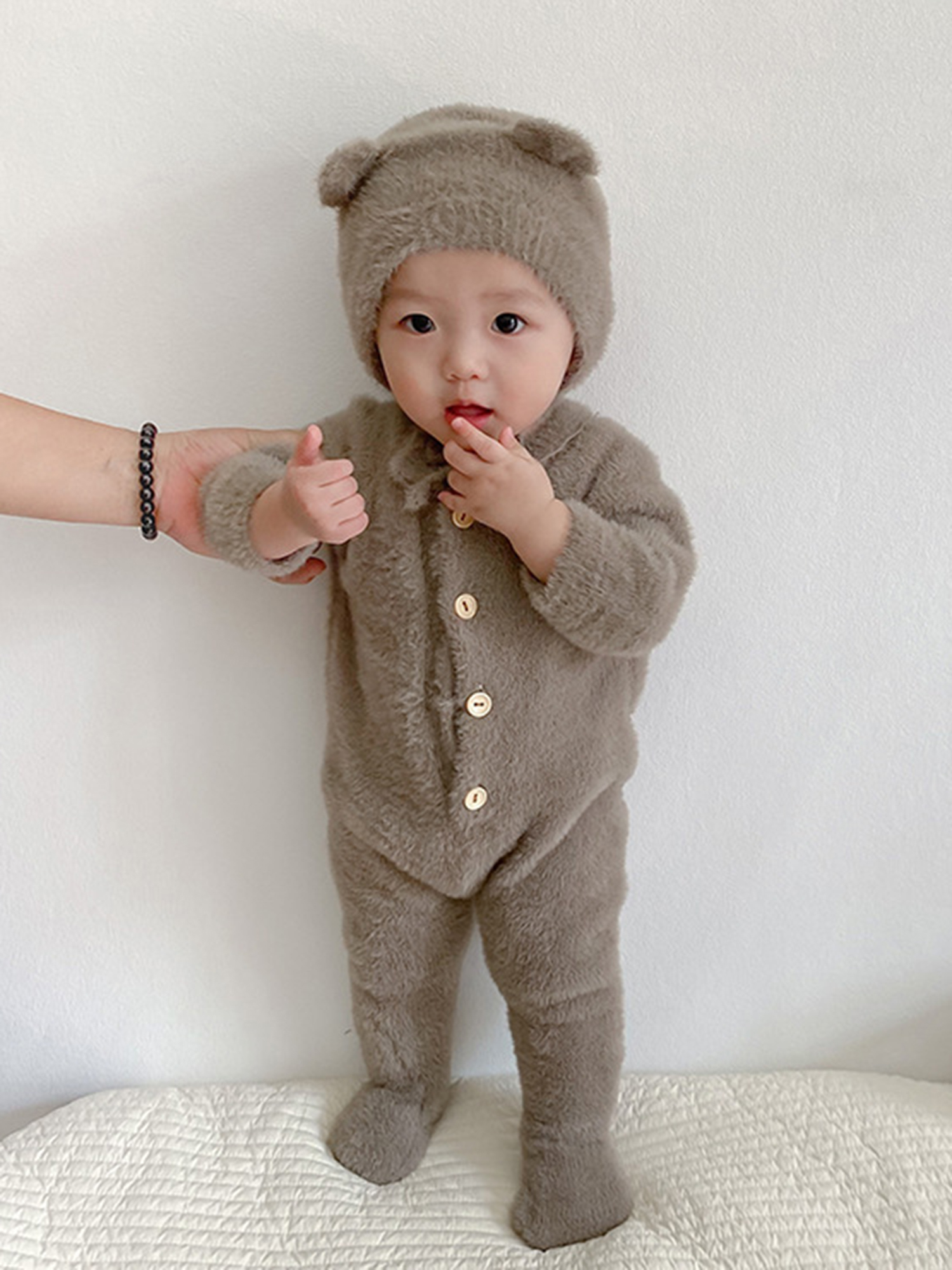 Arvbitana Infant Baby Girl Boy Plush Jumpsuit Long Sleeve Round Neck Button Closure Solid Color Playsuit  + Hat Winter Warm One Pieces Clothes for Infant 2Pcs 0-24M