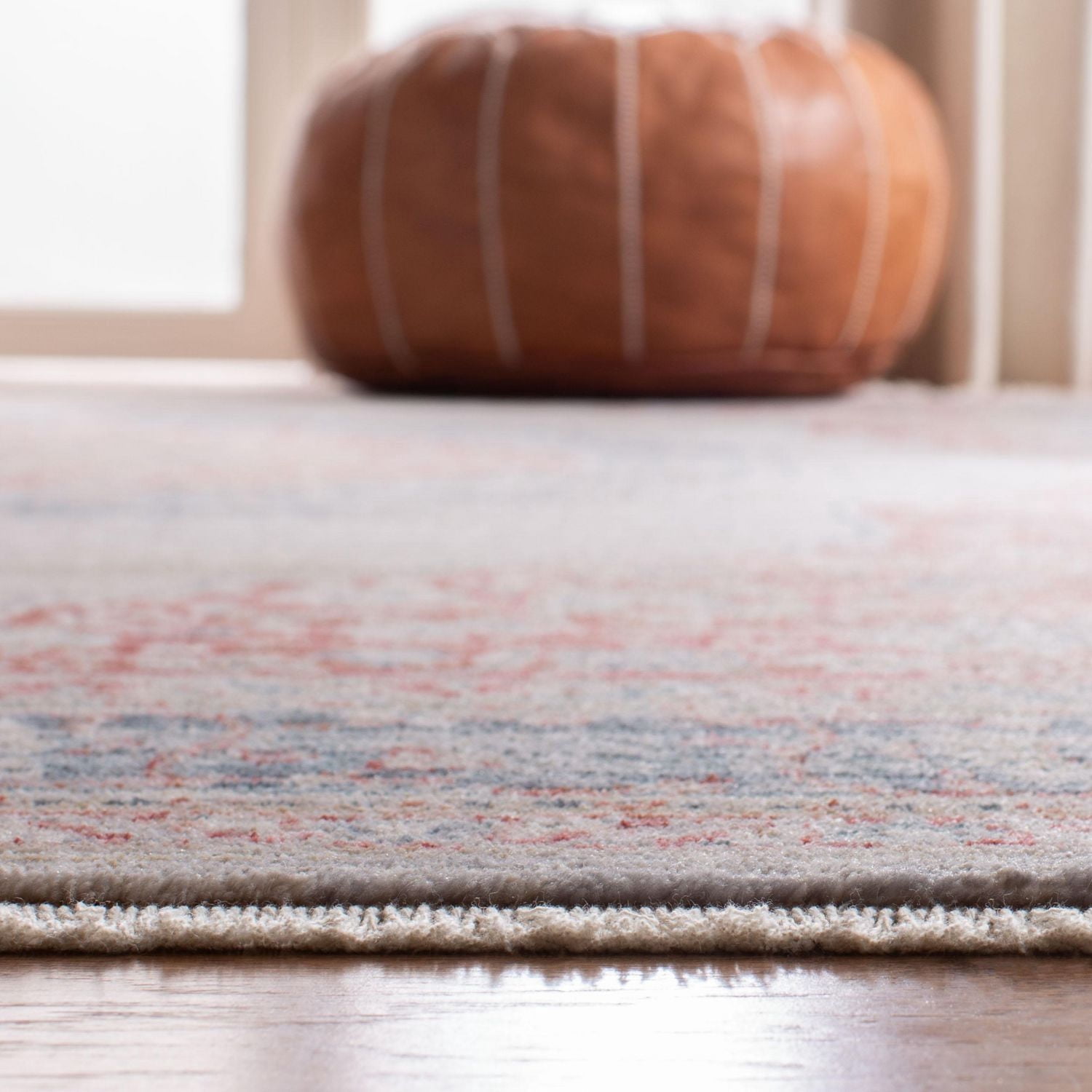 SAFAVIEH Kenitra Flowers Floral Bordered Polyester Area Rug
