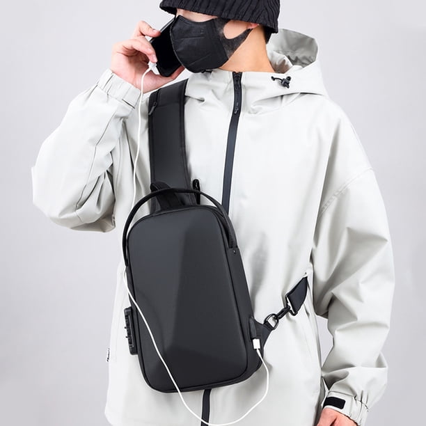 Bolsa mensajera para ciclismo al aire libre de gran capacidad con puerto de carga USB, poliéster resistente al agua, correa para hombro ajustable, 32x21x10 cm, disponible en negro, azul, gris.