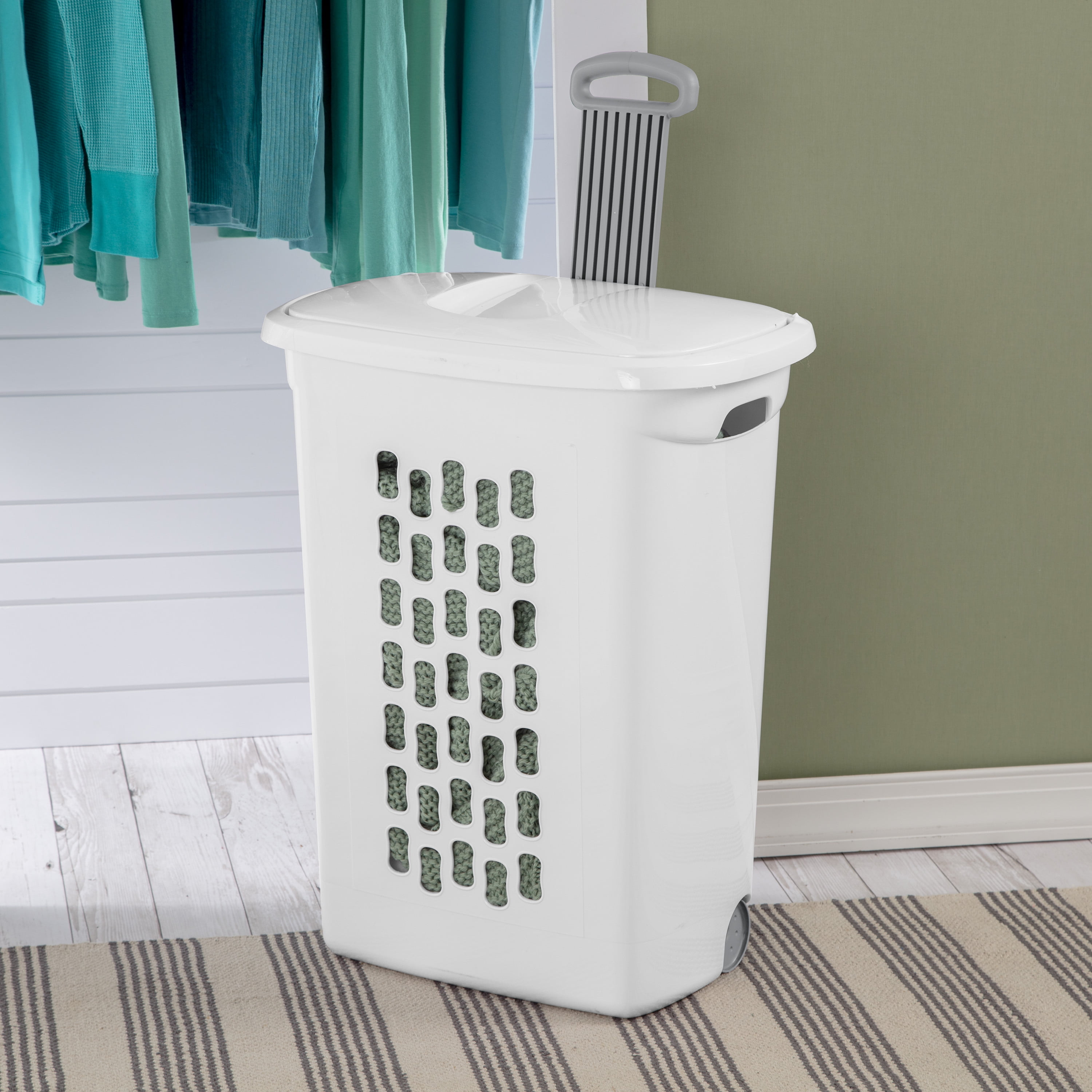 3 Wheeled Laundry Hamper Large Capacity Basket Retractable Handle White 