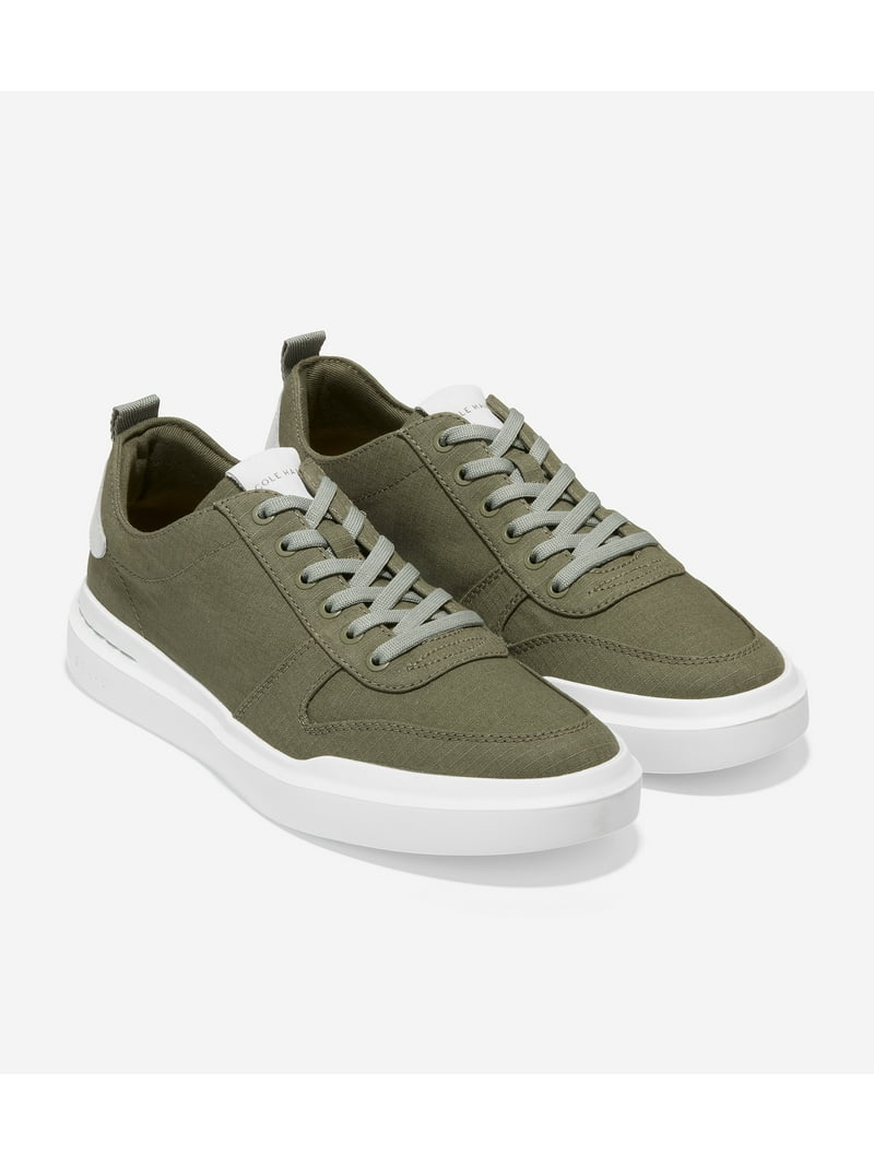 Cole Haan Men display picture 2