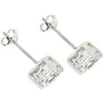 thumbnail image 2 of Boucles d'Oreilles Rondes de 7 Mm, 2 of 3