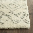 thumbnail image 3 of Safavieh Casablanca 4' X 6' Wool and Cotton Hand Tufted Rug in Ivory / Gray, 3 of 4