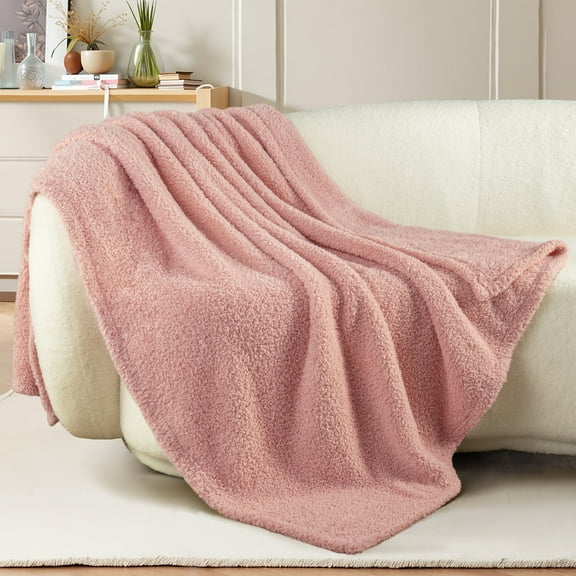 Exclusivo Mezcla Fuzzy Fleece Throw Blanket for Couch Sofa, Lightweight Fluffy Solid Velvet Blanket, 50x60 Inches, Dusty Pink