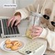 thumbnail image 2 of Taza de agua de vidrio para té con leche Ins Boba con tapa de pajita, de gran capacidad, de vidrio transparente resistente al calor, para café, jugo de burbujas, bebidas frías, 2 of 6