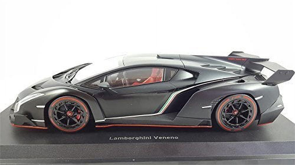 Kyosho Lamborghini Venemo, Red Metallic, 1⁄18 Scale Lamborghini