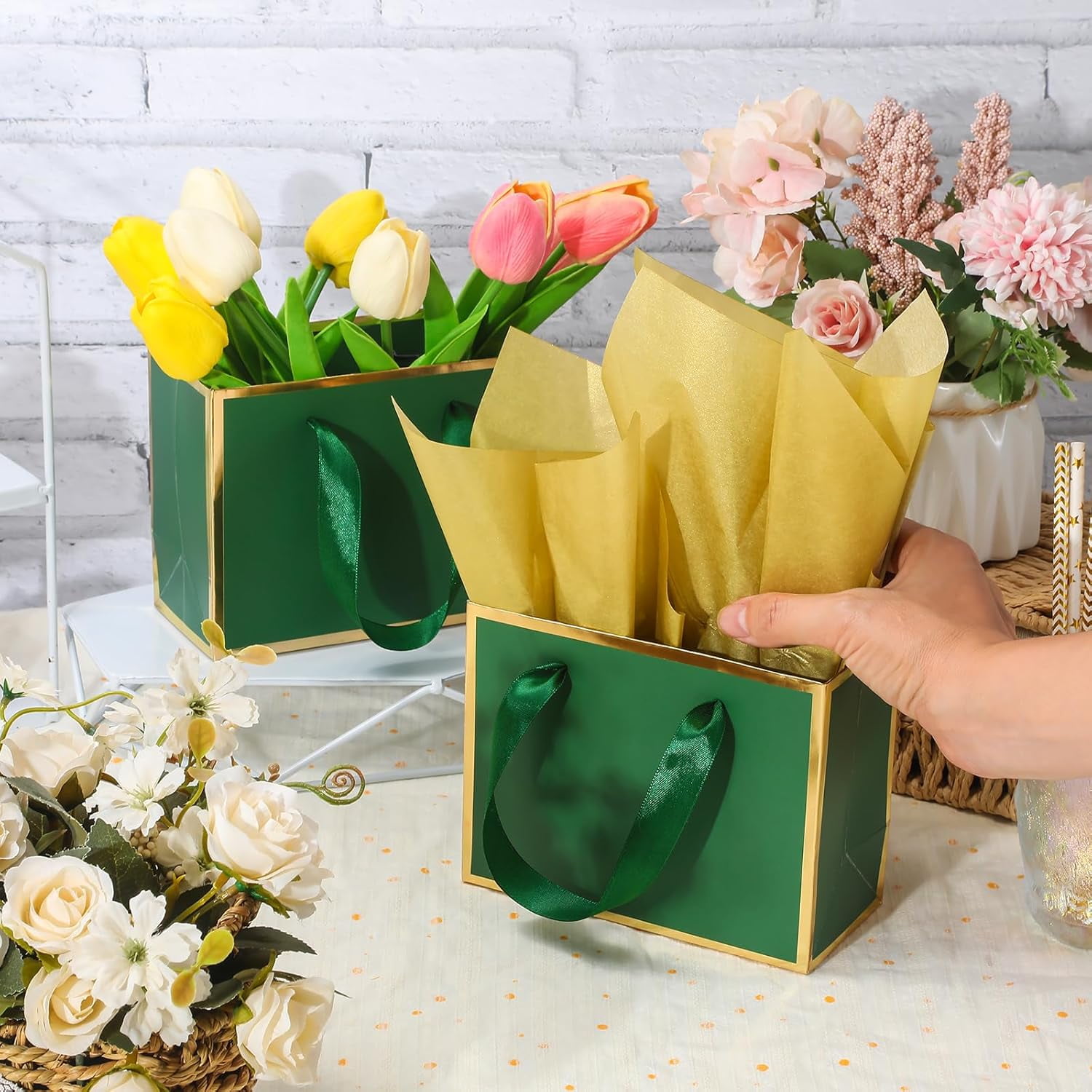 30 Pcs Small Metallic Foil Gift Bags with Handles, Green Gold Thank You Favor Bag with Tissue Paper for Back to School Baby Shower Wedding Mother's Day Christmas Party (6.4x3.1x5.1 Inch)