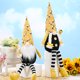thumbnail image 1 of Juego de 2 Gnomos Bee - Accesorios de cocina Bumble Bee - Adornos de abejas para el hogar - Señales divertidas Decoración de primavera - Felpa suave para la decoración de la cocina, 1 of 2