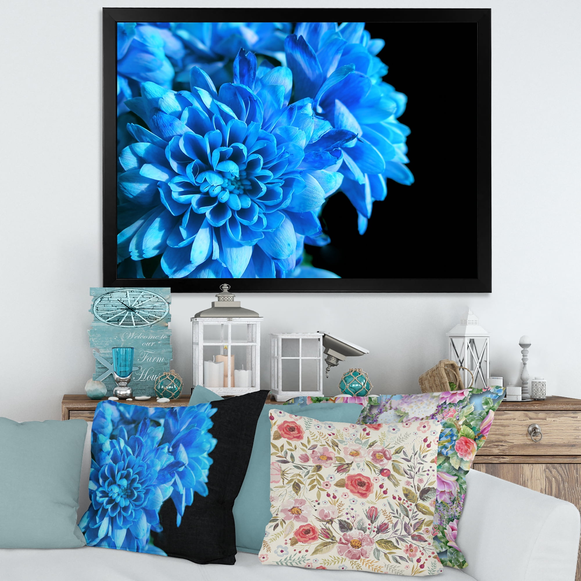 Designart 'Detail of Blue Flowers On Black Background I' Traditional Framed Art Print