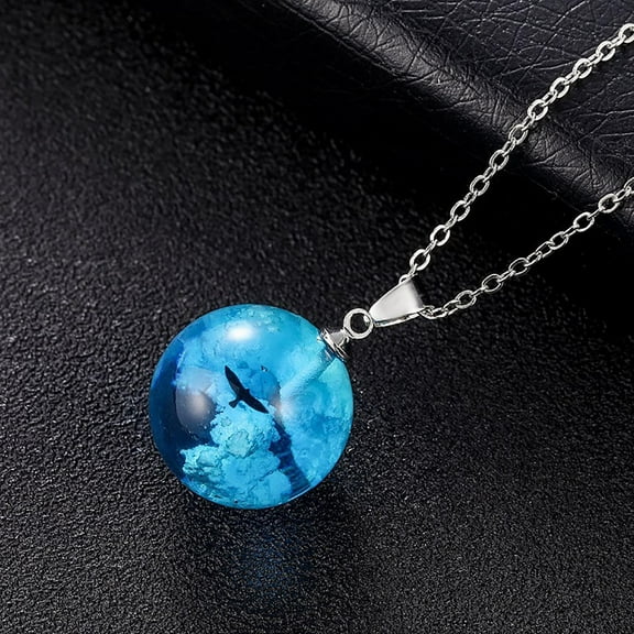 KDSJSXW Simple Gold Necklace Luminous Nature Sky White Cloud Eagles Resin Transparent Ladies Necklace Jewelry Gift Gold Chain Necklace Women Rose Gold Necklaces for Women (A,One Size)