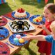 thumbnail image 5 of Juego de vajilla desechable para fiestas, 96 piezas, tela de araña, de Jhfinely, 5 of 8