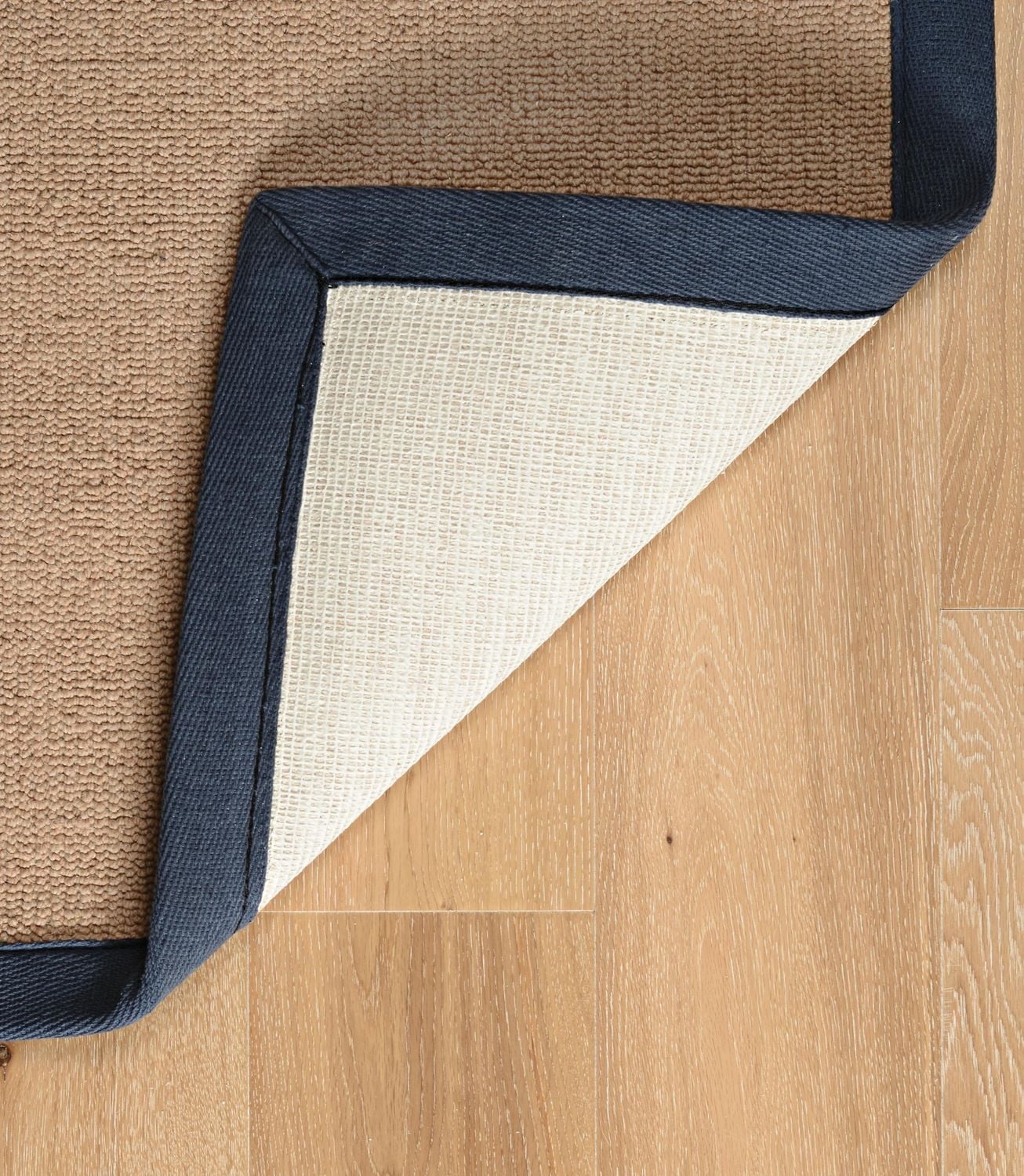 Tapis d'appoint Athena liège et bleu 4 pi x 6 pi