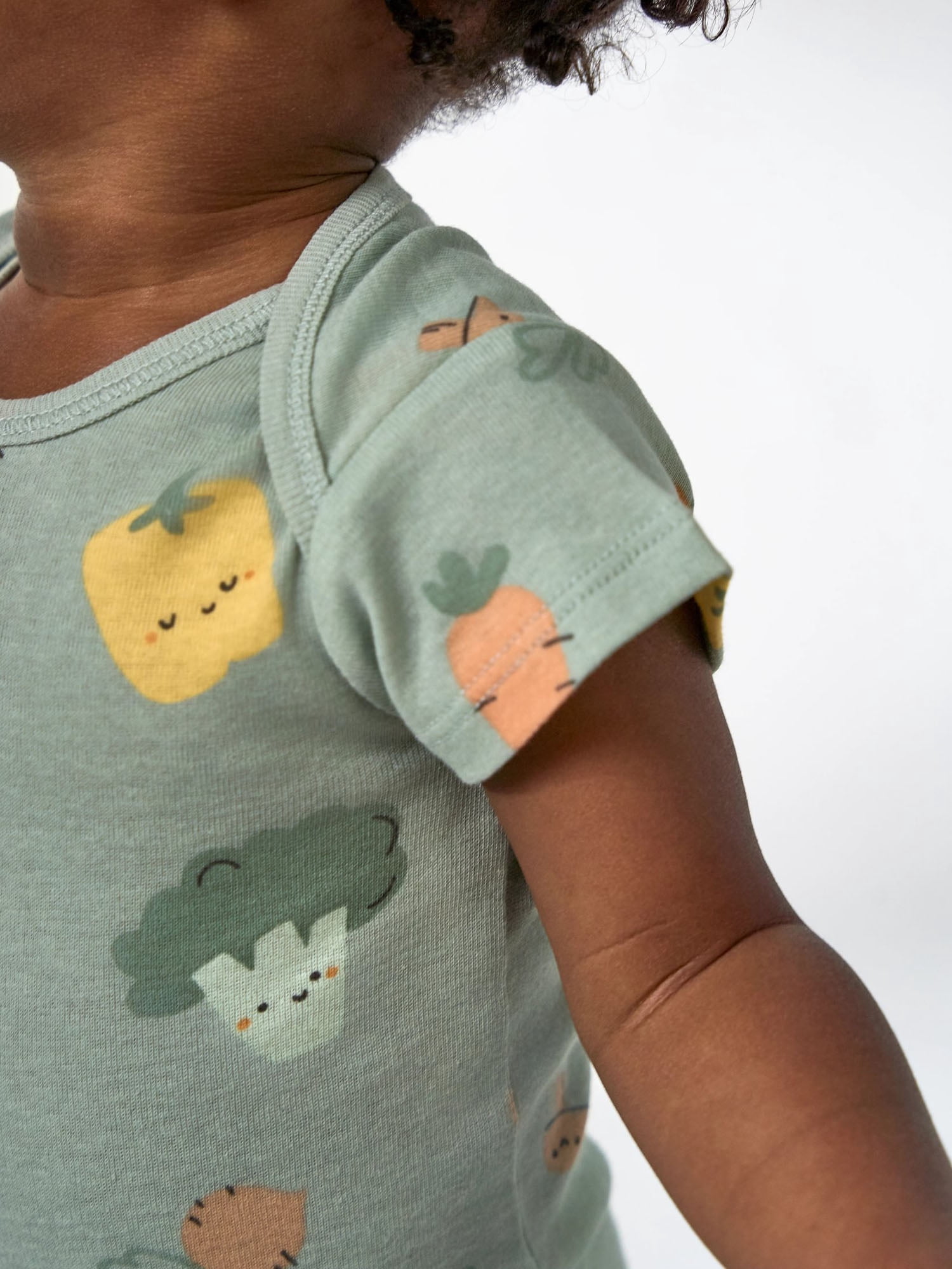 Gerber Baby Neutral Short Sleeve Onesies, 8-Pack, Sizes 0/3 Newborn - 12 Months
