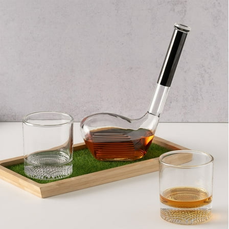 Personalized Golf Club Whiskey & Bourbon Decanter & Glass Set with Golfer Design
